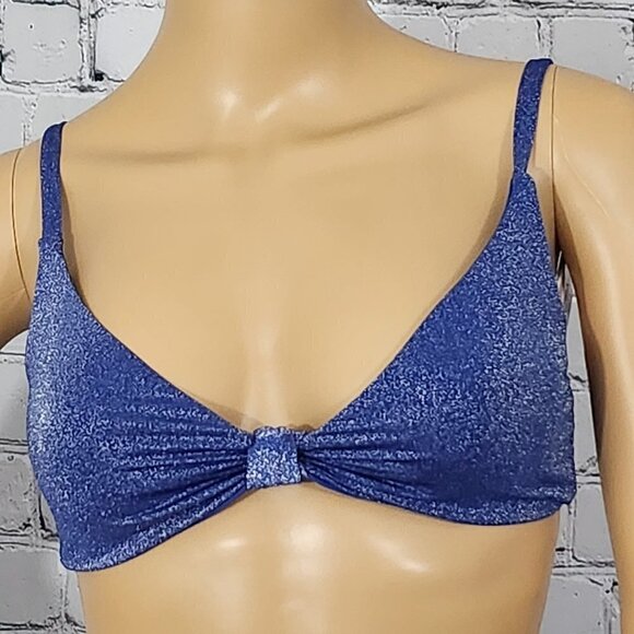 2/$50 Aqua Blue Bikini Top Size Small - Picture 1 of 5